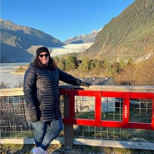 Meet your Posher, Allison